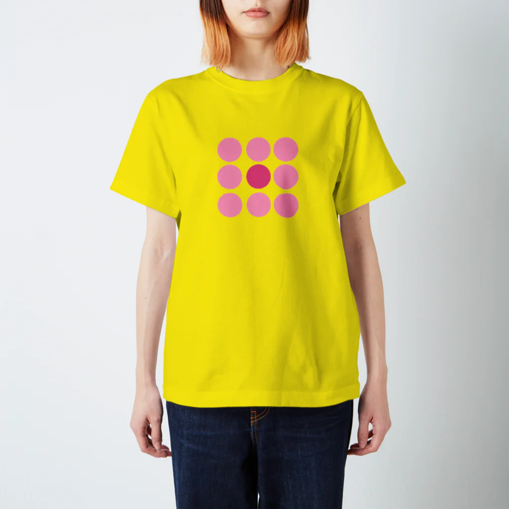 samiadon3gのドット　ピンク Regular Fit T-Shirt