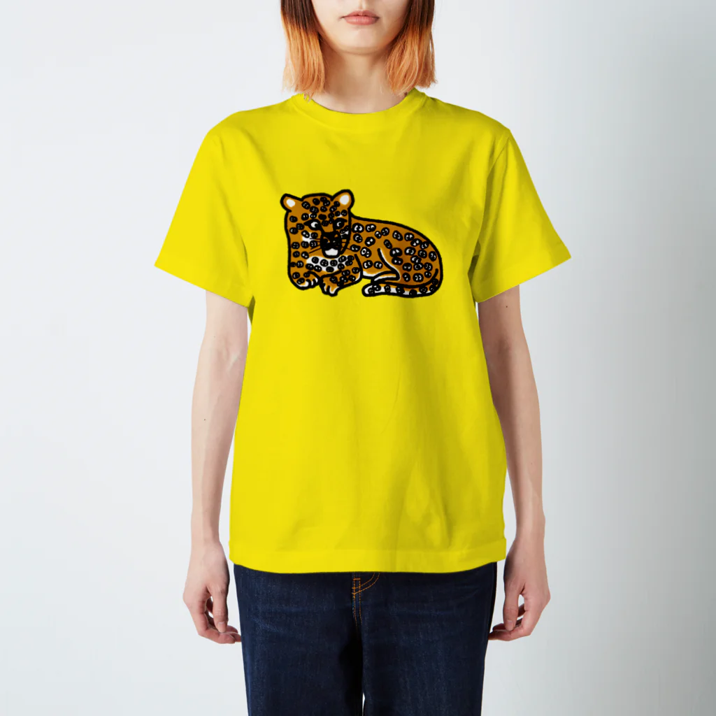 べれ {suzuri} ふぁなのそこには何かいるモン！？ in ヒョウ Regular Fit T-Shirt