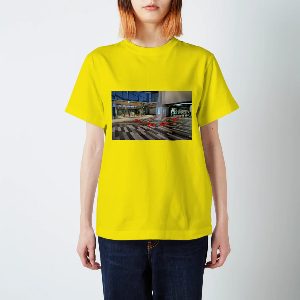 HelloworldのMe スタンダードTシャツ