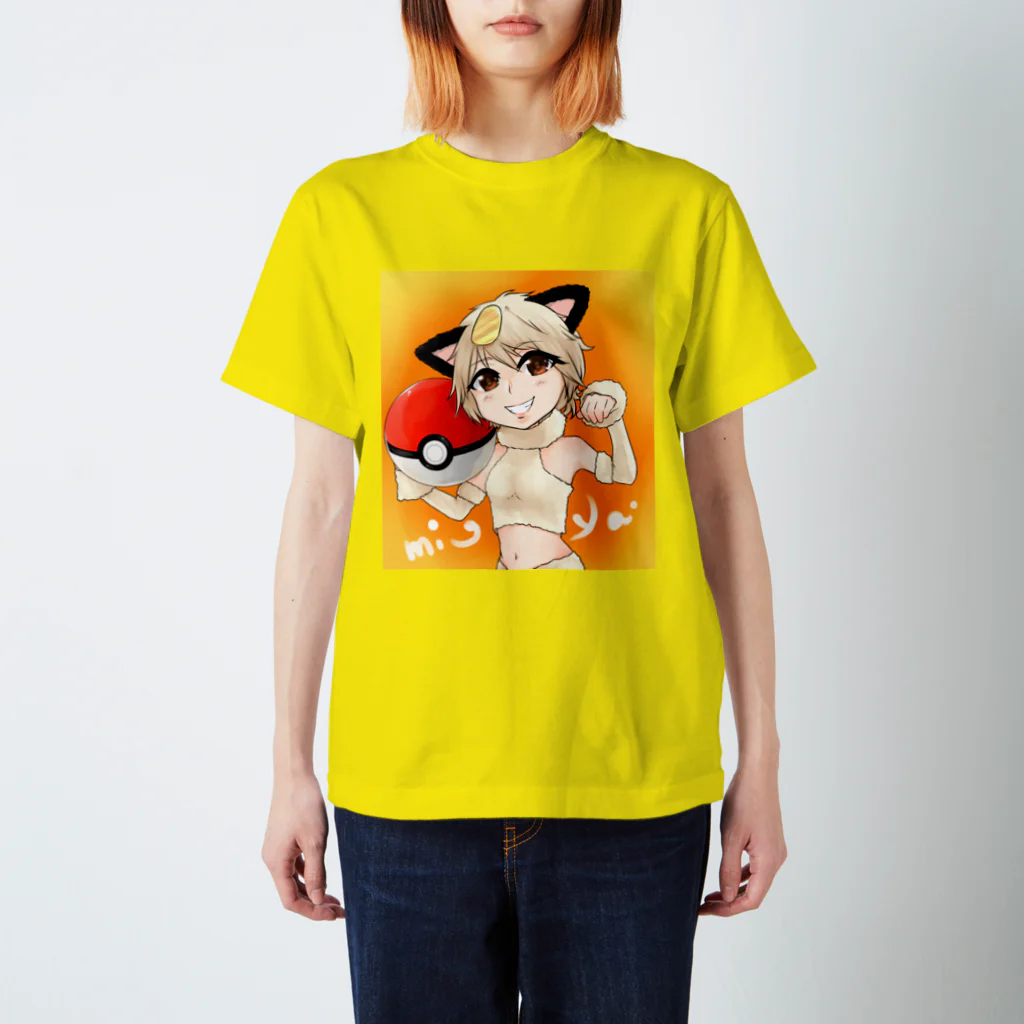 mi-ya.＠完全体ﾆｬｰｽのmi-ya.ニャース_イラスト Regular Fit T-Shirt