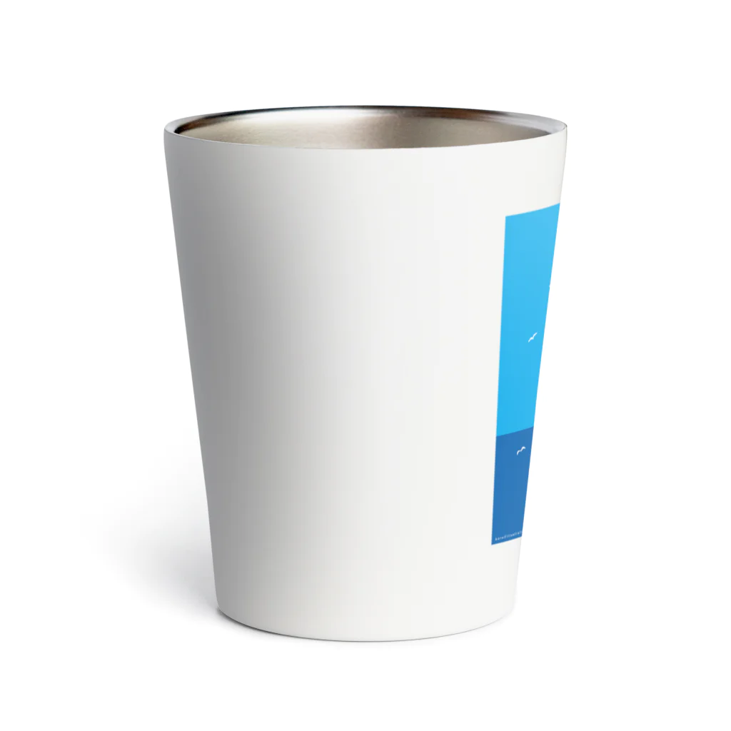 karo///illustrationのデザインにゃんこシリーズ　水平線とネコとカモメ Thermo Tumbler