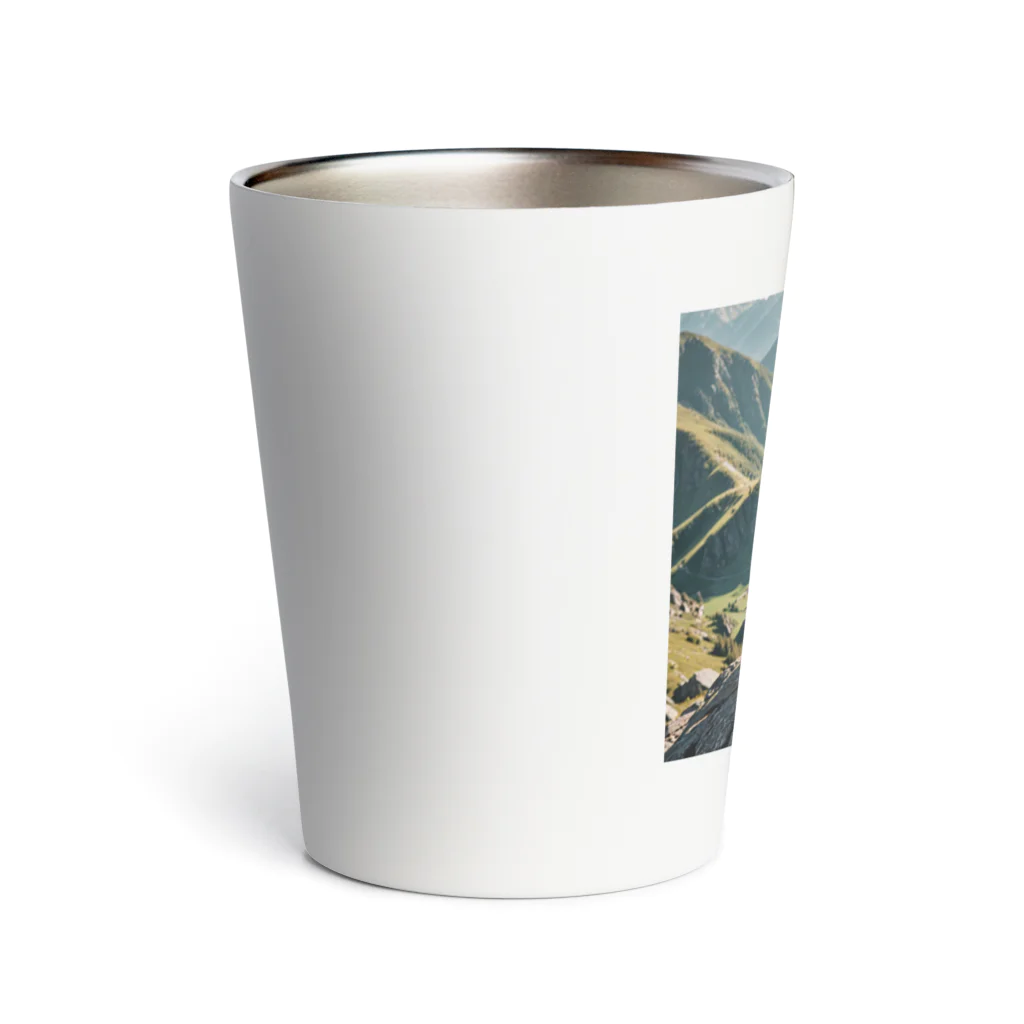 kokin0の山の麓にいる犬 dog top the mountain Thermo Tumbler