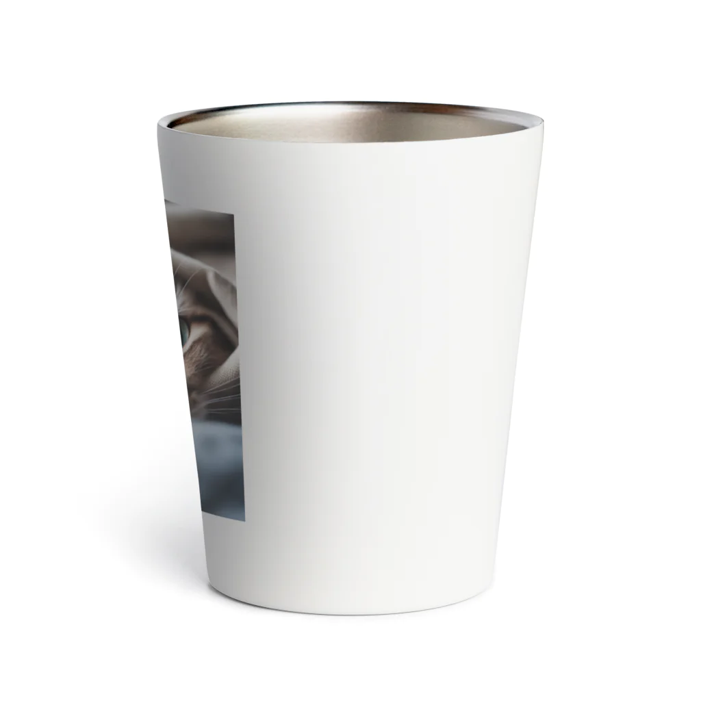 feliceの毛布の下に隠れている猫 Thermo Tumbler