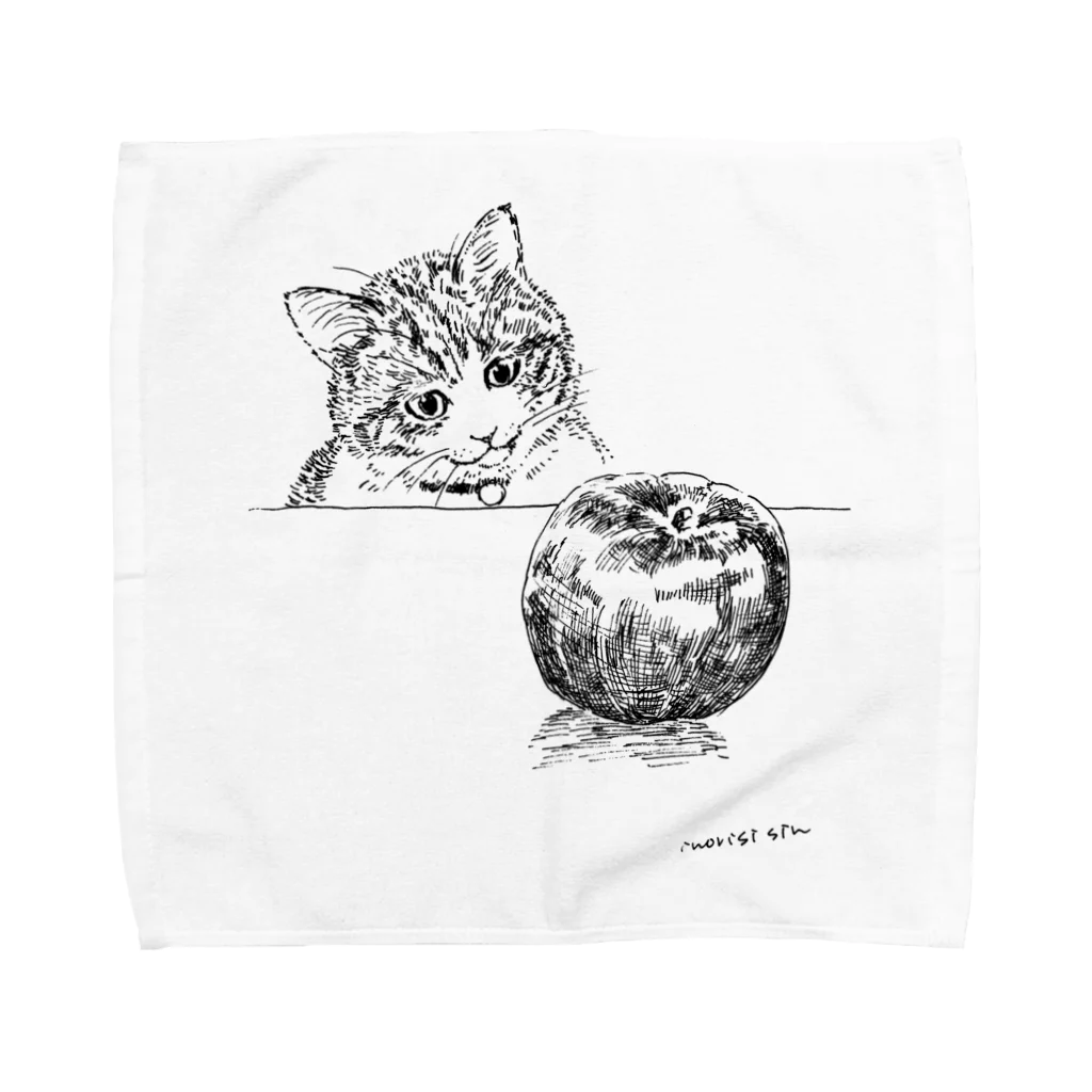 イノリシ　シンの猫とりんご Towel Handkerchief