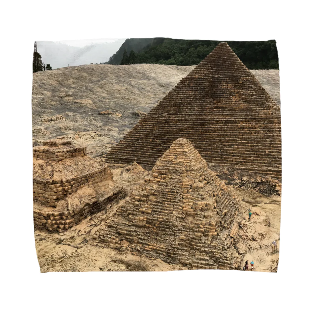 yutaka-kisoのピラミッド Towel Handkerchief