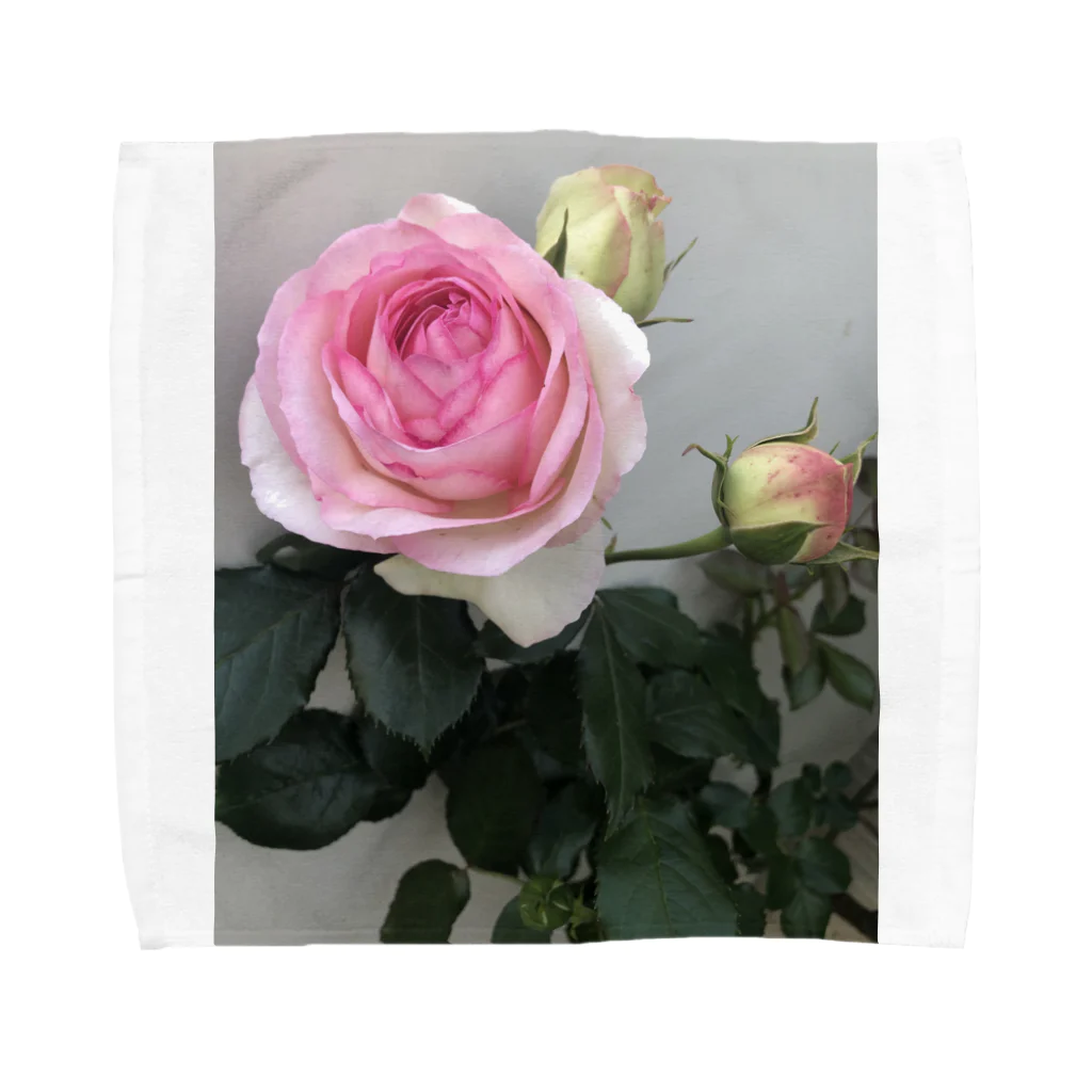 Glowの薔薇 Towel Handkerchief