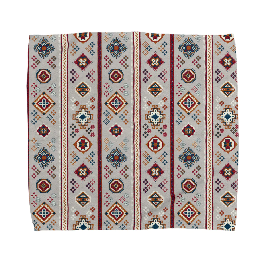 IZANAMI by Akane Yabushitaのコーカサス絨毯・ストライプ（ホワイト） タオルハンカチ