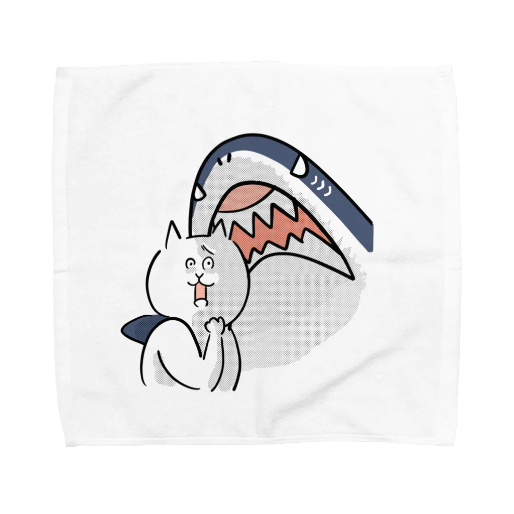 けちゃっぷごはんのお店のサメに遭遇した猫 Towel Handkerchief