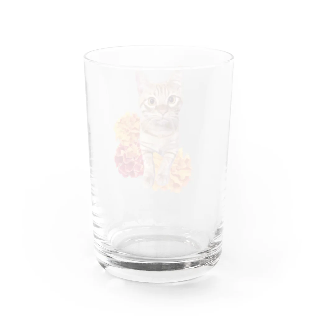 ねこやの茶トラ猫とマリーゴールド Water Glass :back