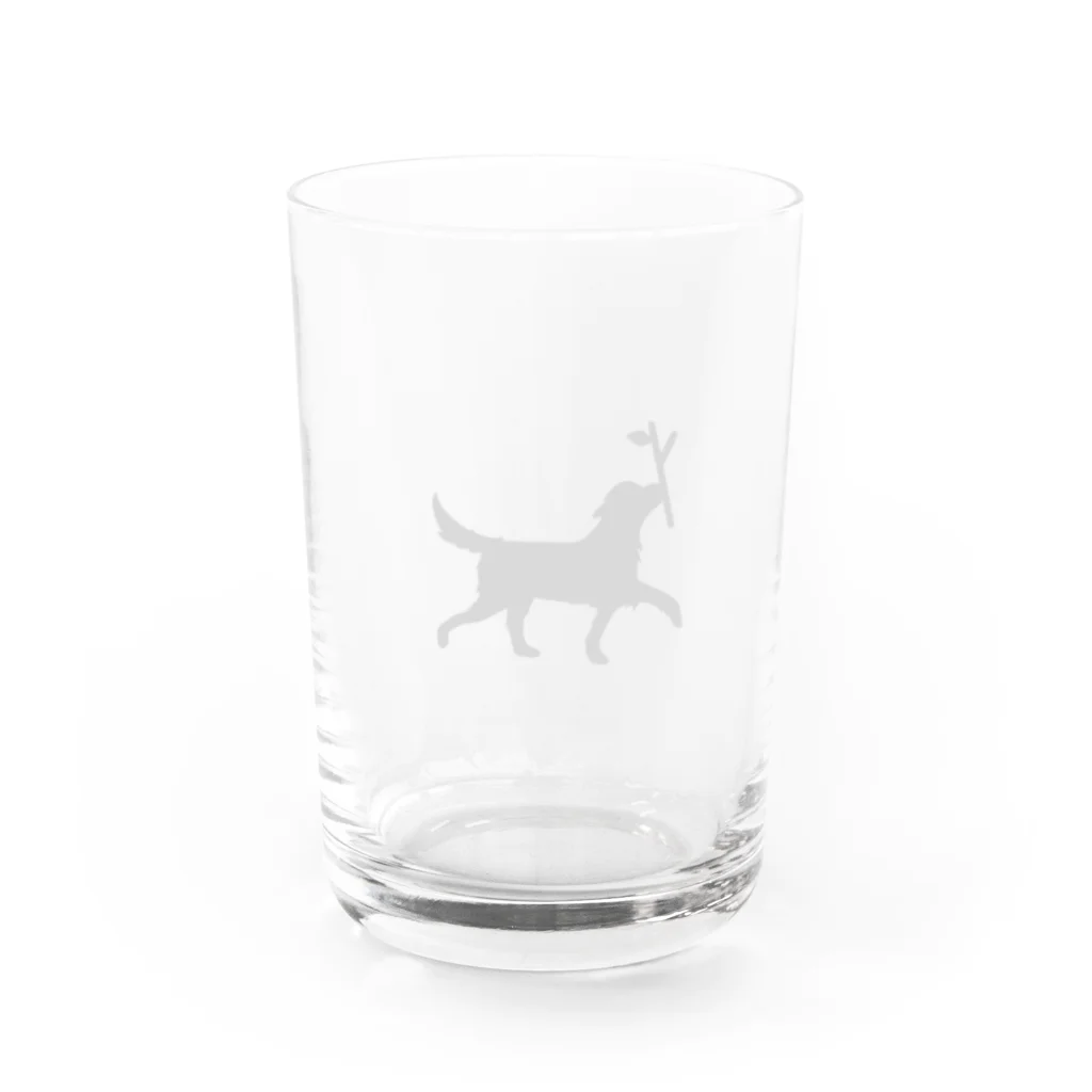 J工房-suzuri店の陽気なレトリーバー(黒) Water Glass :back