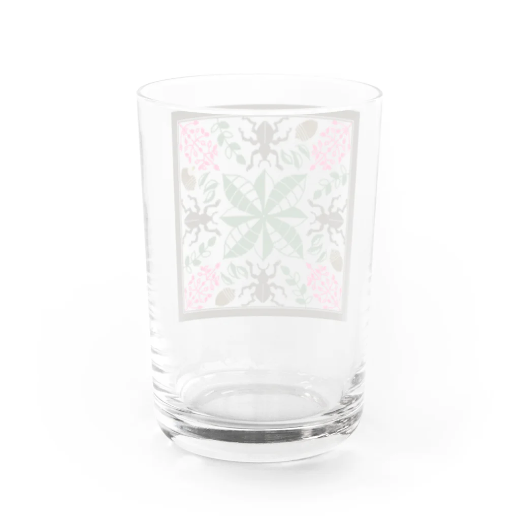 くいなの母のくろかたぞうむし(幼虫あり)レトロタイル風 Water Glass :back