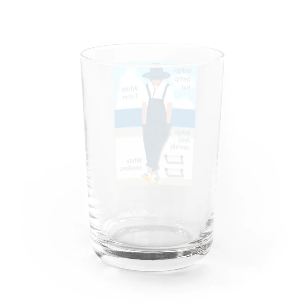 キッズモード某の海とインディゴオーバーオールの青年 Water Glass :back