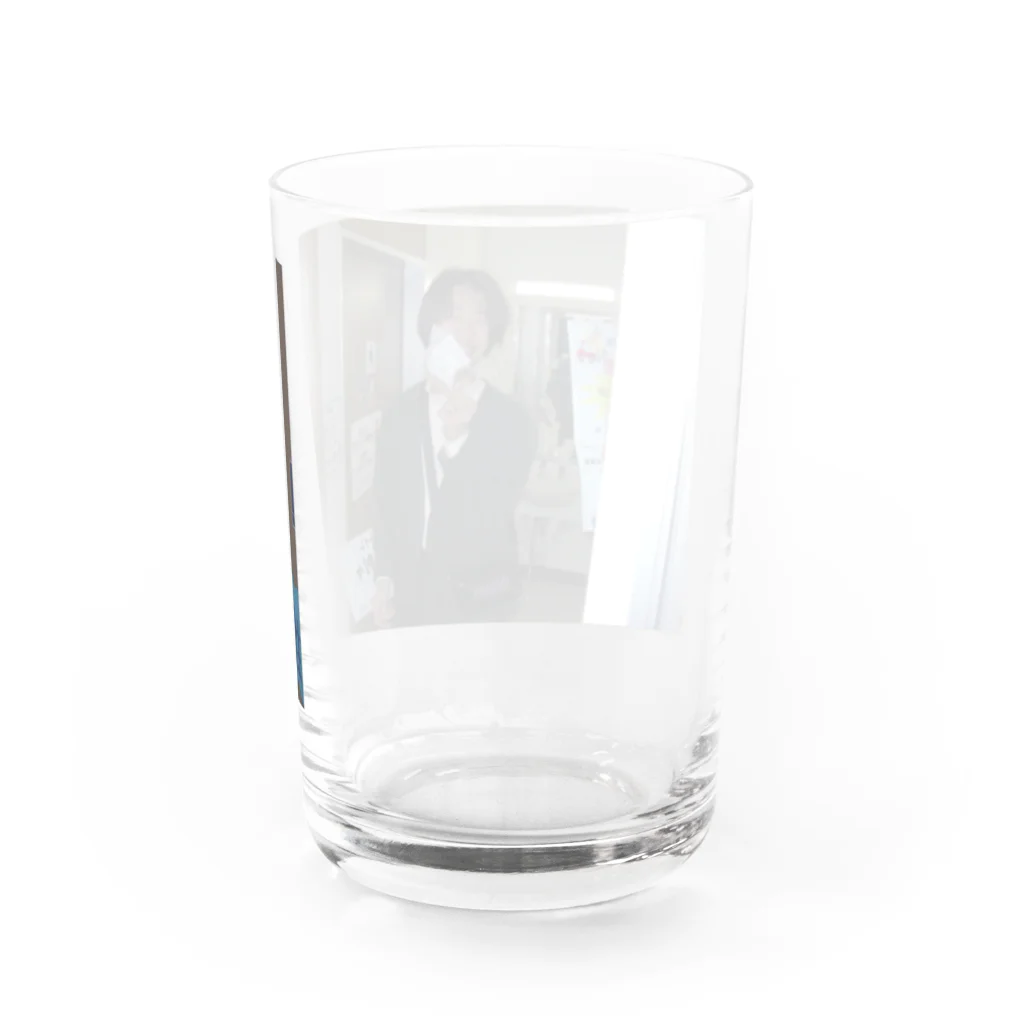 玉やねんのシリアルキラー Water Glass :back