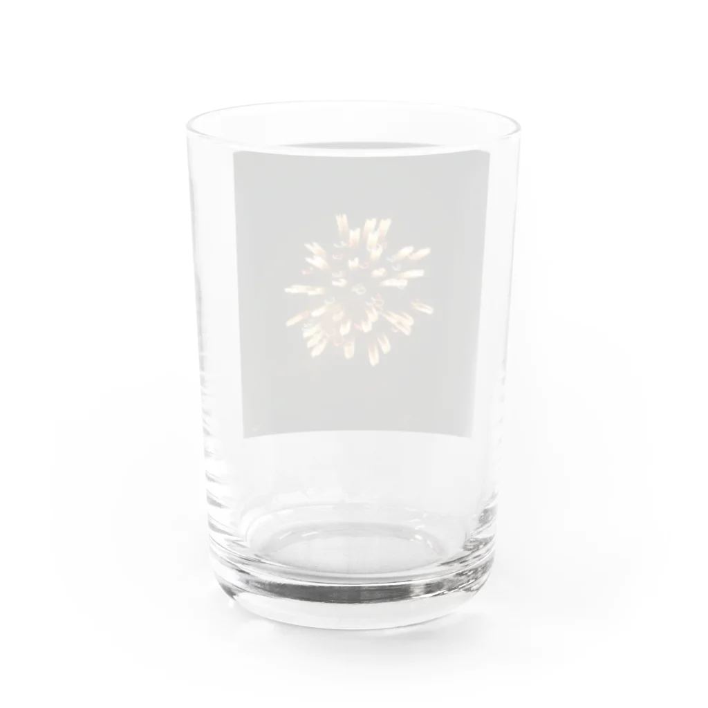 nokkccaの手ブレ花火大会 その1 Water Glass :back