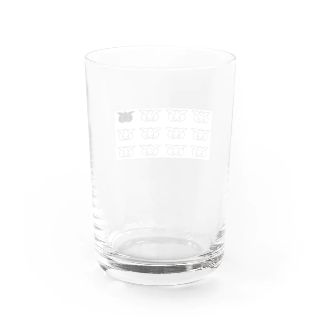 うさぎ屋の白黒まむきうさぎ Water Glass :back