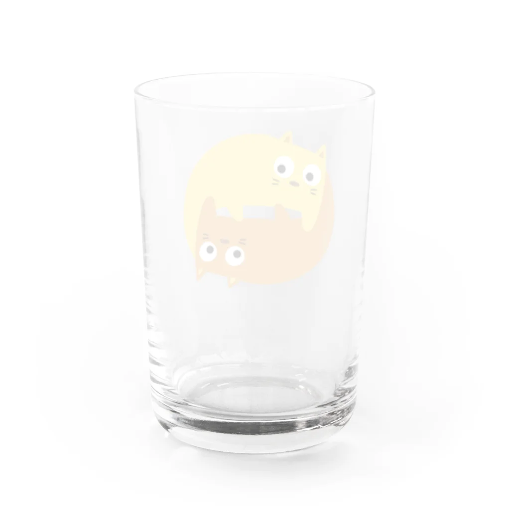 chikichickleの２匹の猫　カラーB Water Glass :back