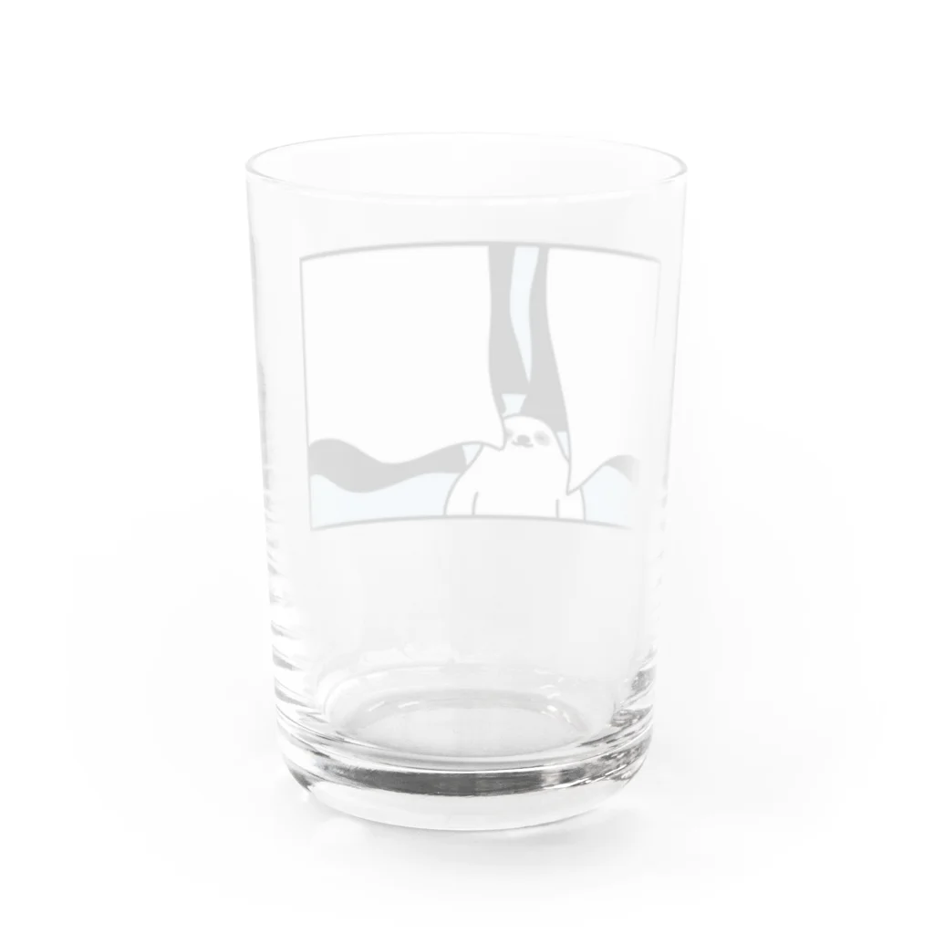 オユワク商店の洗濯物とナマケモノ Water Glass :back