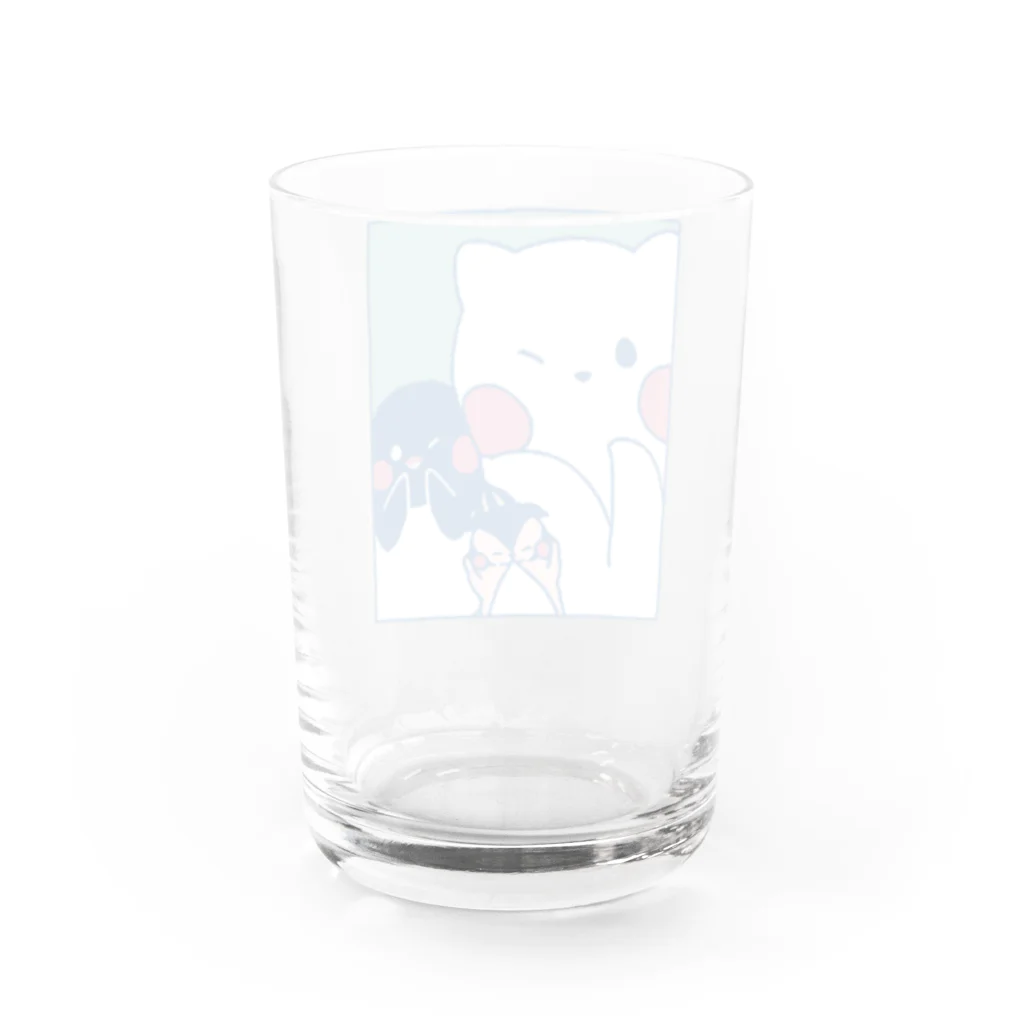 tafu tafuのかわいいポーズのしろぎんしま Water Glass :back