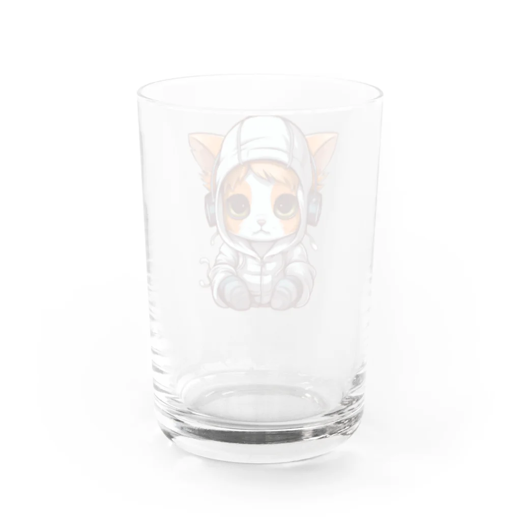 Vasetti_pressのパーカーを着ているネコちゃん Water Glass :back