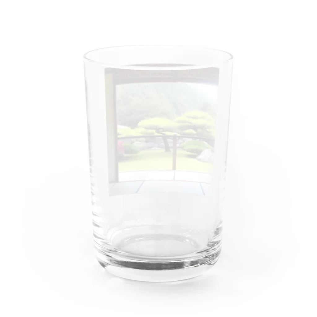 和風本舗のお座敷で一息 Water Glass :back