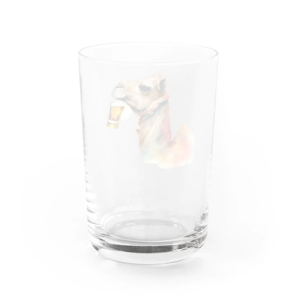 ✴︎Tiara shop✴︎のビール好きのラクダ Water Glass :back