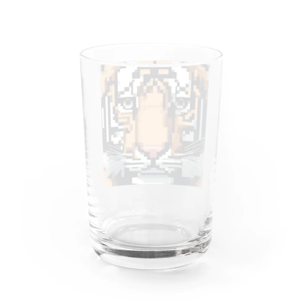 ki1962のドット絵で描かれた虎のアップ画像のプレミアムグッズ Water Glass :back