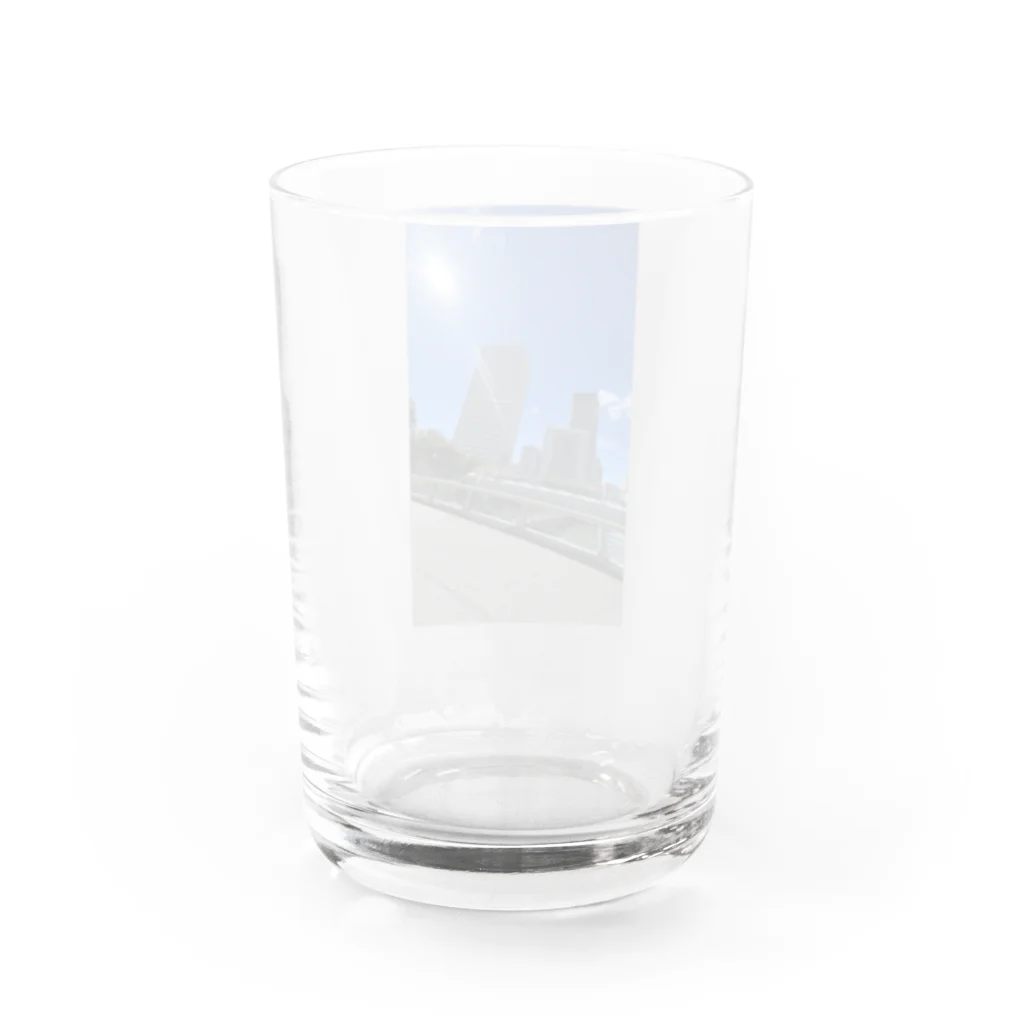 マツリのフォトショップのビルの写真 Water Glass :back