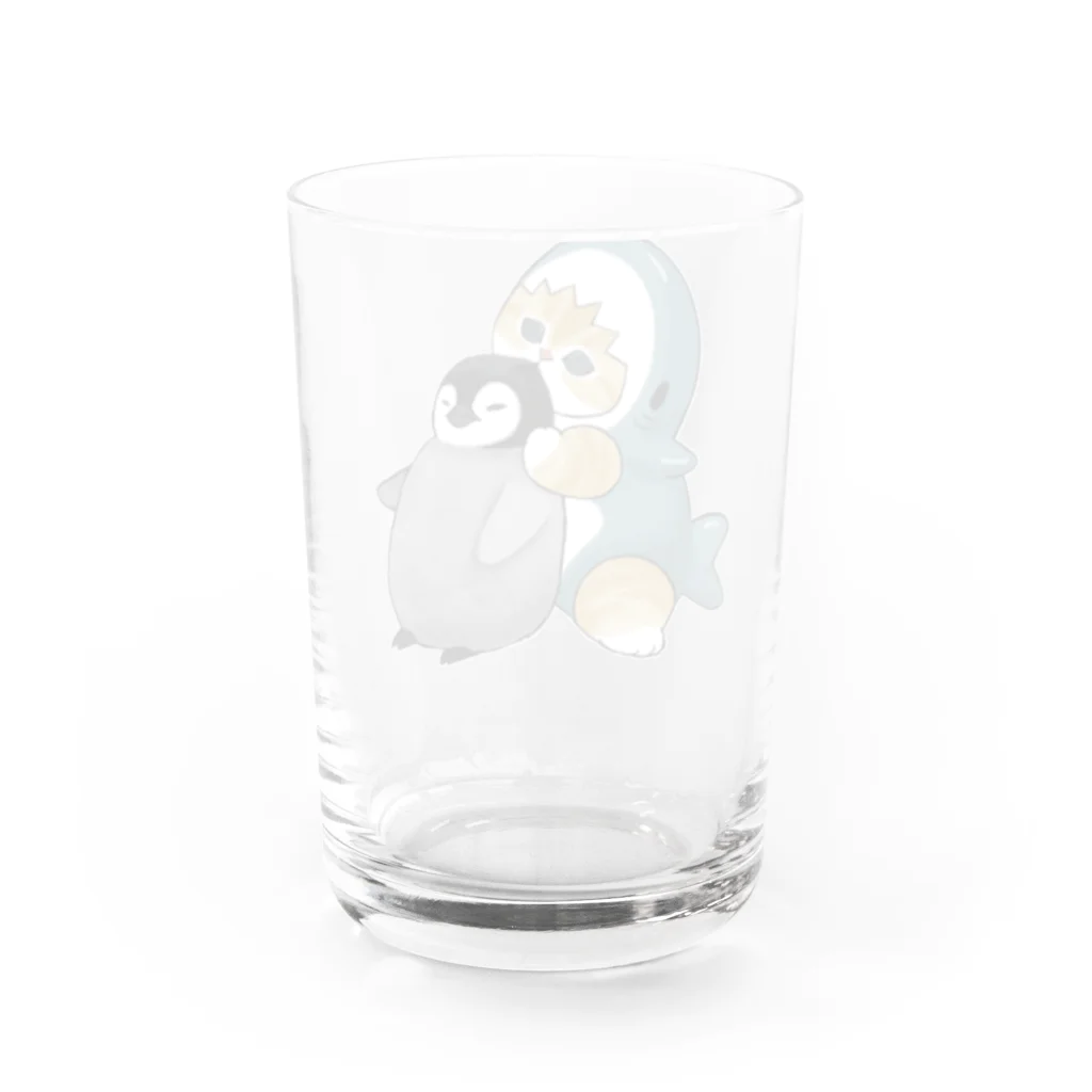 mofusandのサメにゃんペンギン吸い Water Glass :back