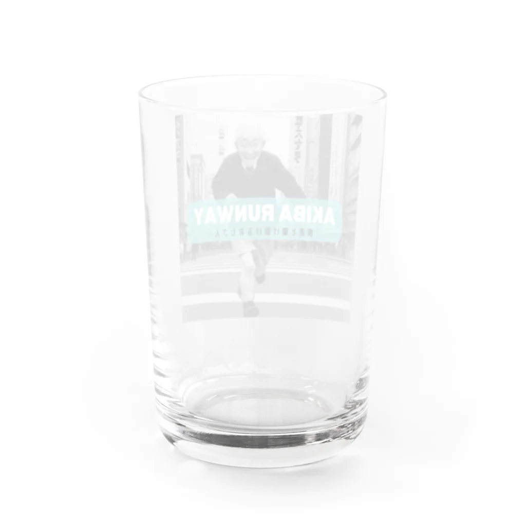 ケマオの店「ZF」の🏃‍♂️ 秋葉原疾走おじさんシュールグッズ 🏙️ Water Glass :back