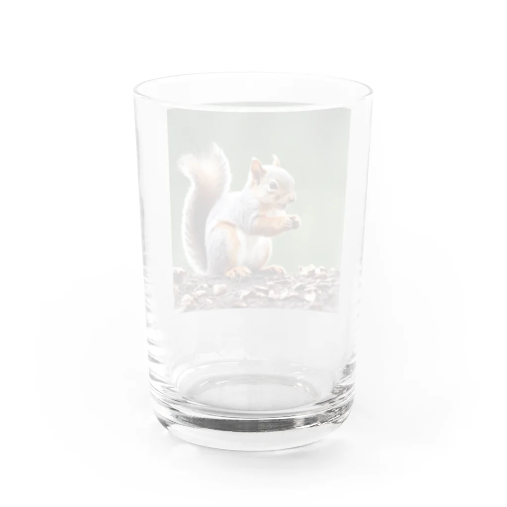 モリスの秋の訪れリス Water Glass :back