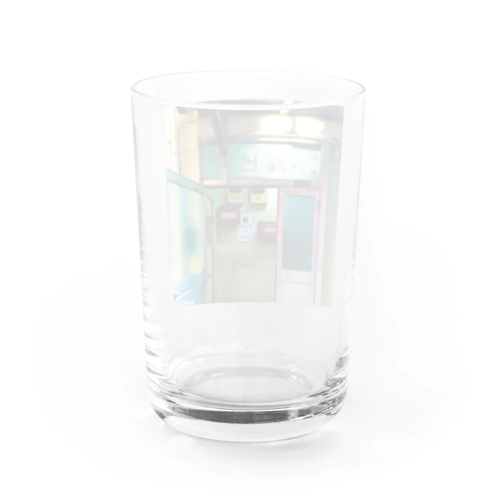 KDMR designの上野の雑居ビル Water Glass :back