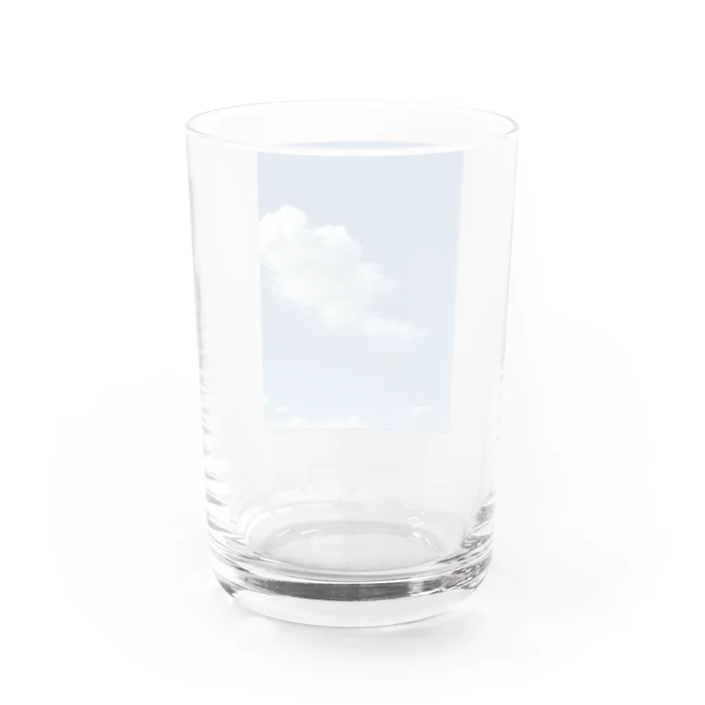 奈樹(なな)の雲✨ 晴れ☀️ 自然✨ グラス反対面