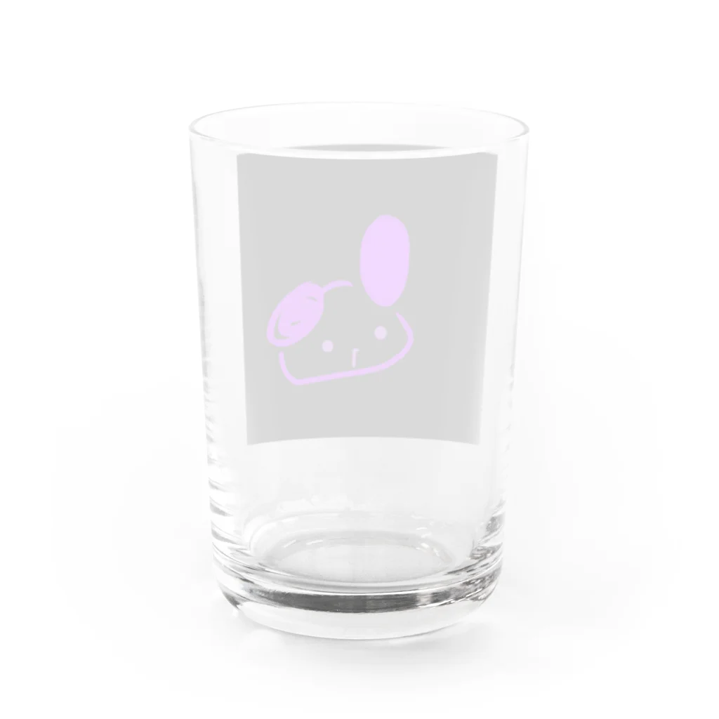 目の紫うさぎ Water Glass :back