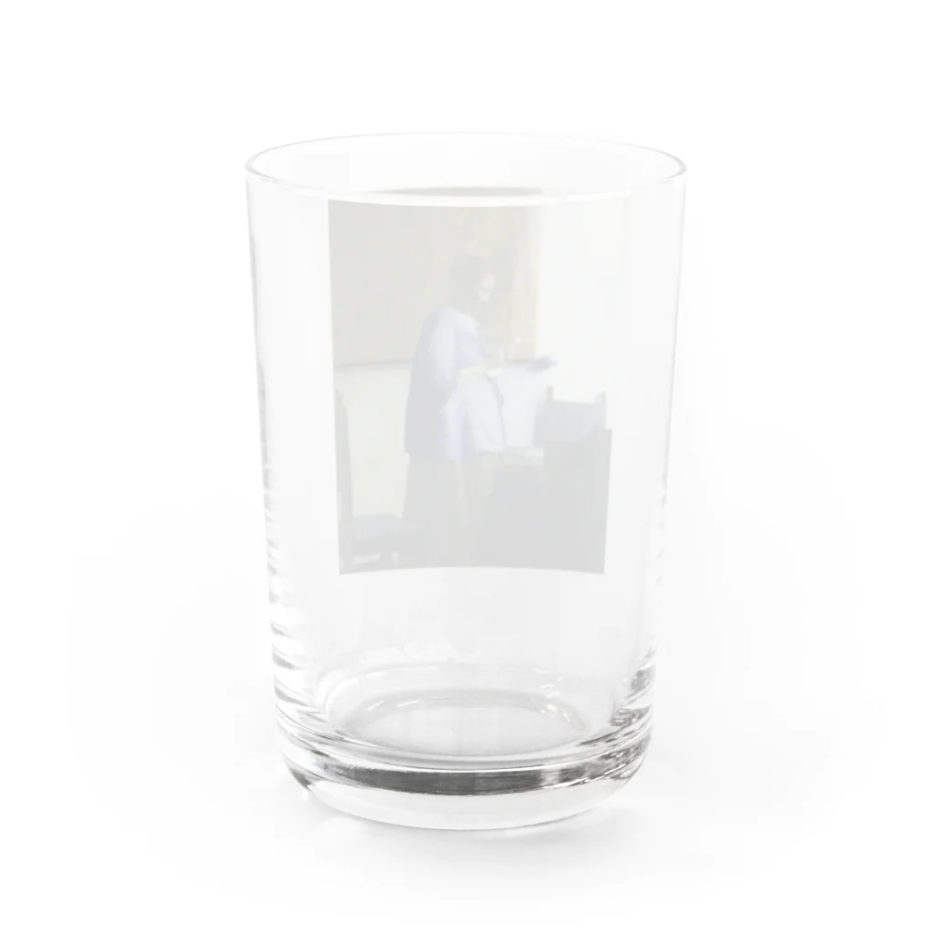 世界美術商店の青衣の女 / Woman Reading a Letter Water Glass :back