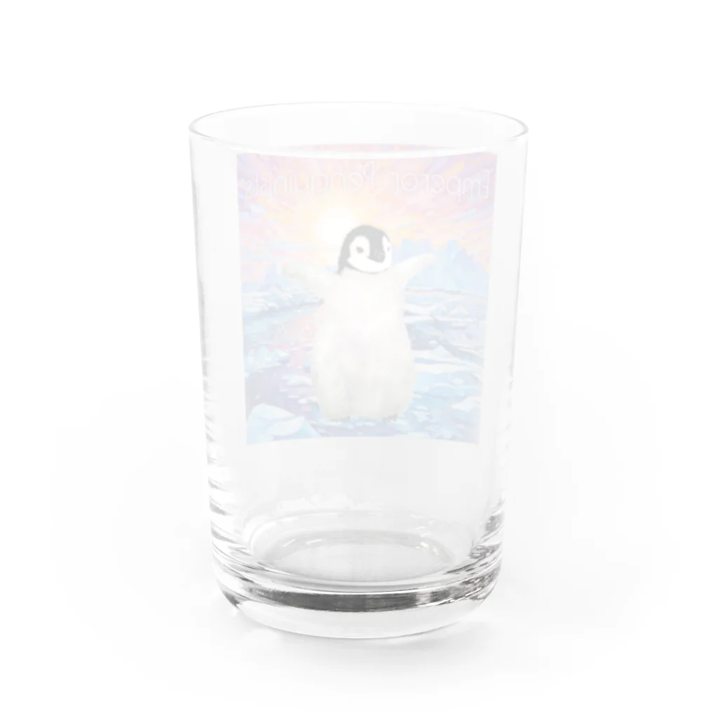 コウテイペンギン至上主義の南極の日の出　ひな様 Water Glass :back