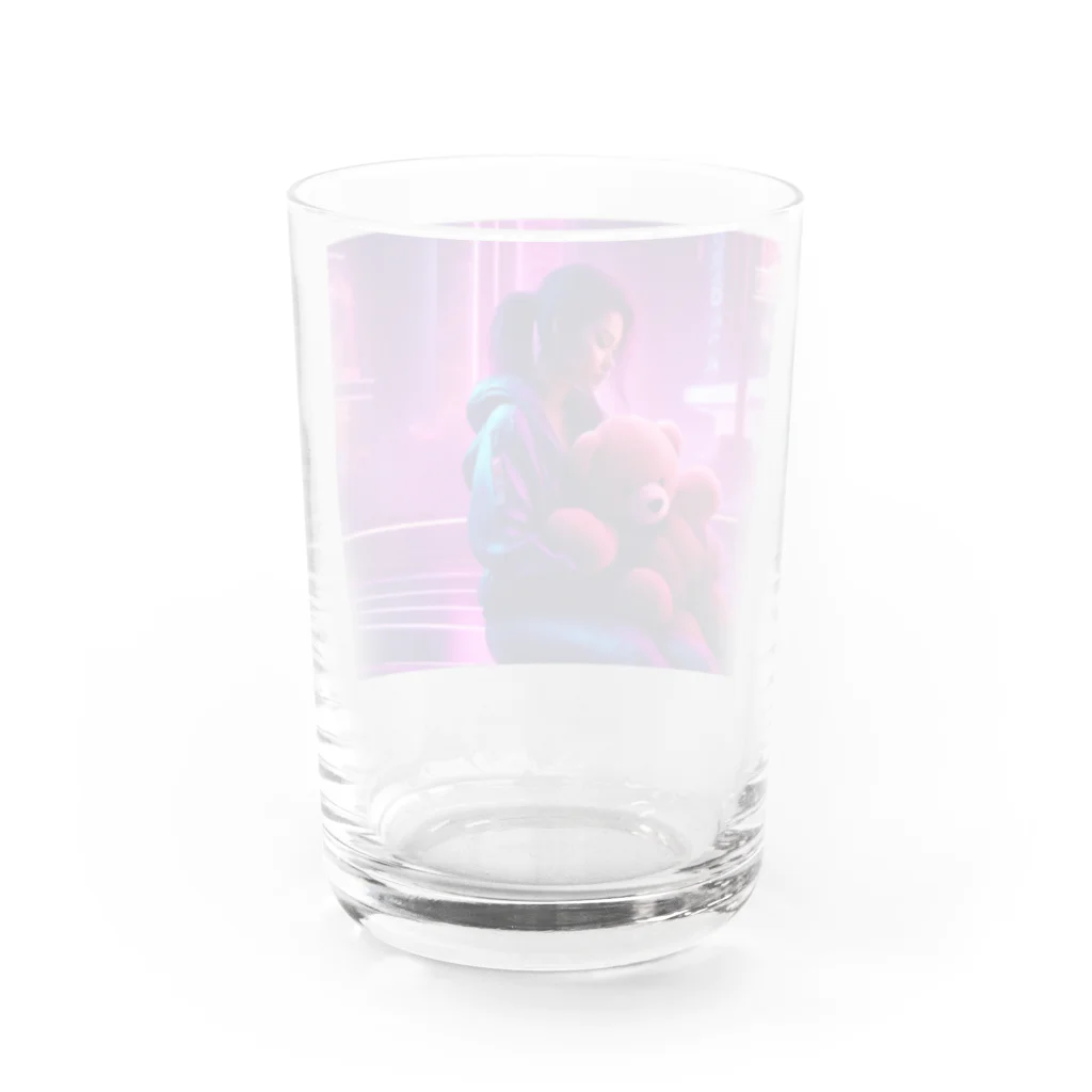 wkb777のくまのぬいぐるみと女性 Water Glass :back