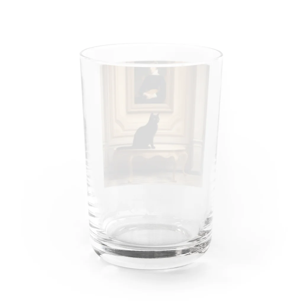 pinoko4143の絵画をバックにたたずむ黒猫 Water Glass :back