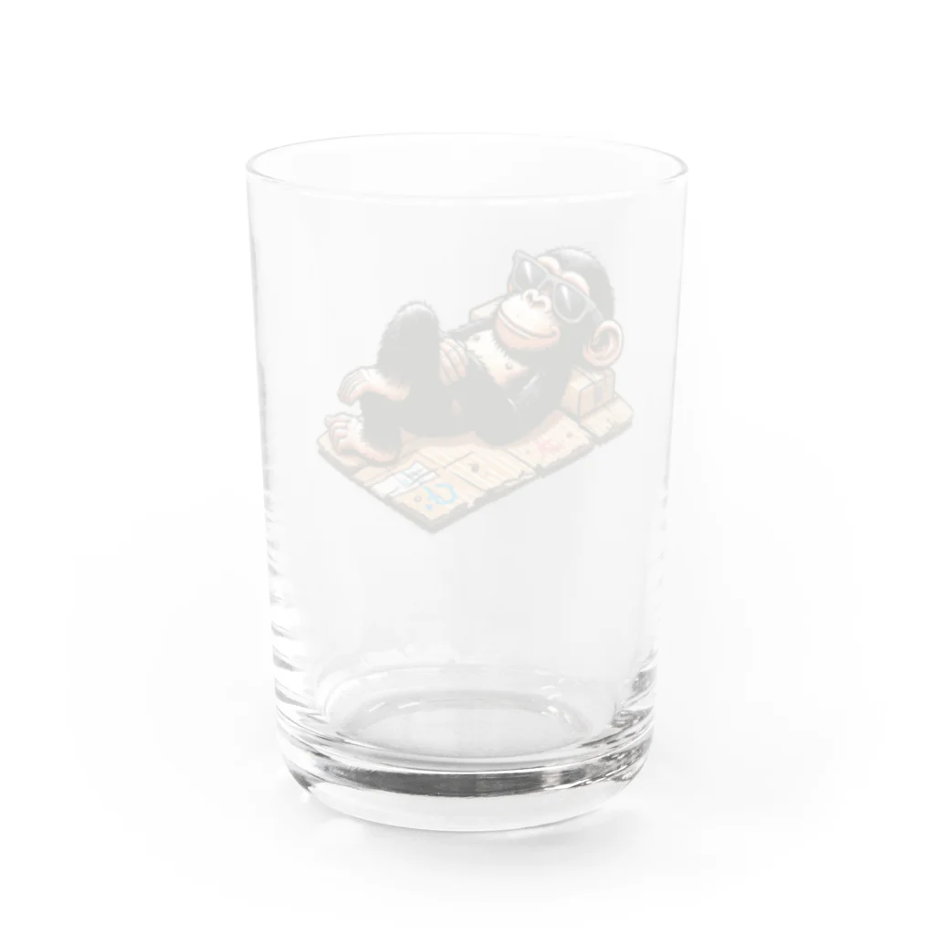 Homeless_chimpanzeeの陽気なホームレスチンパンくん Water Glass :back