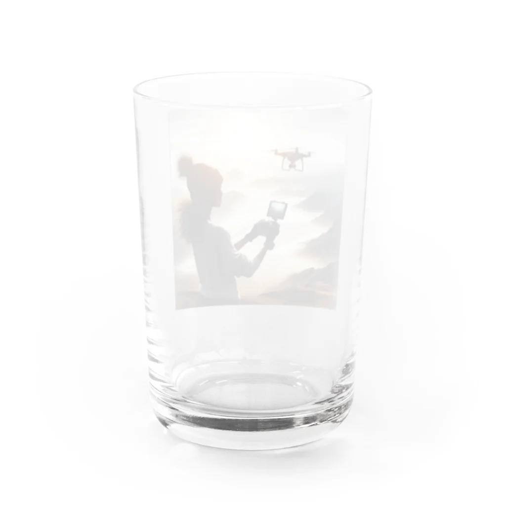 ONE POINTのドローンの自然の偉大さを。 Water Glass :back