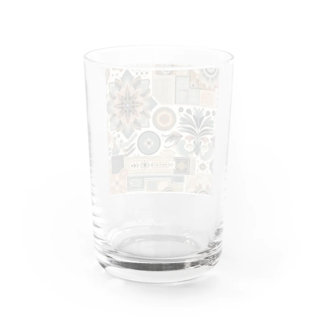 クリエイティブ・スタイル・ストアのノスタルジックレトロ Water Glass :back