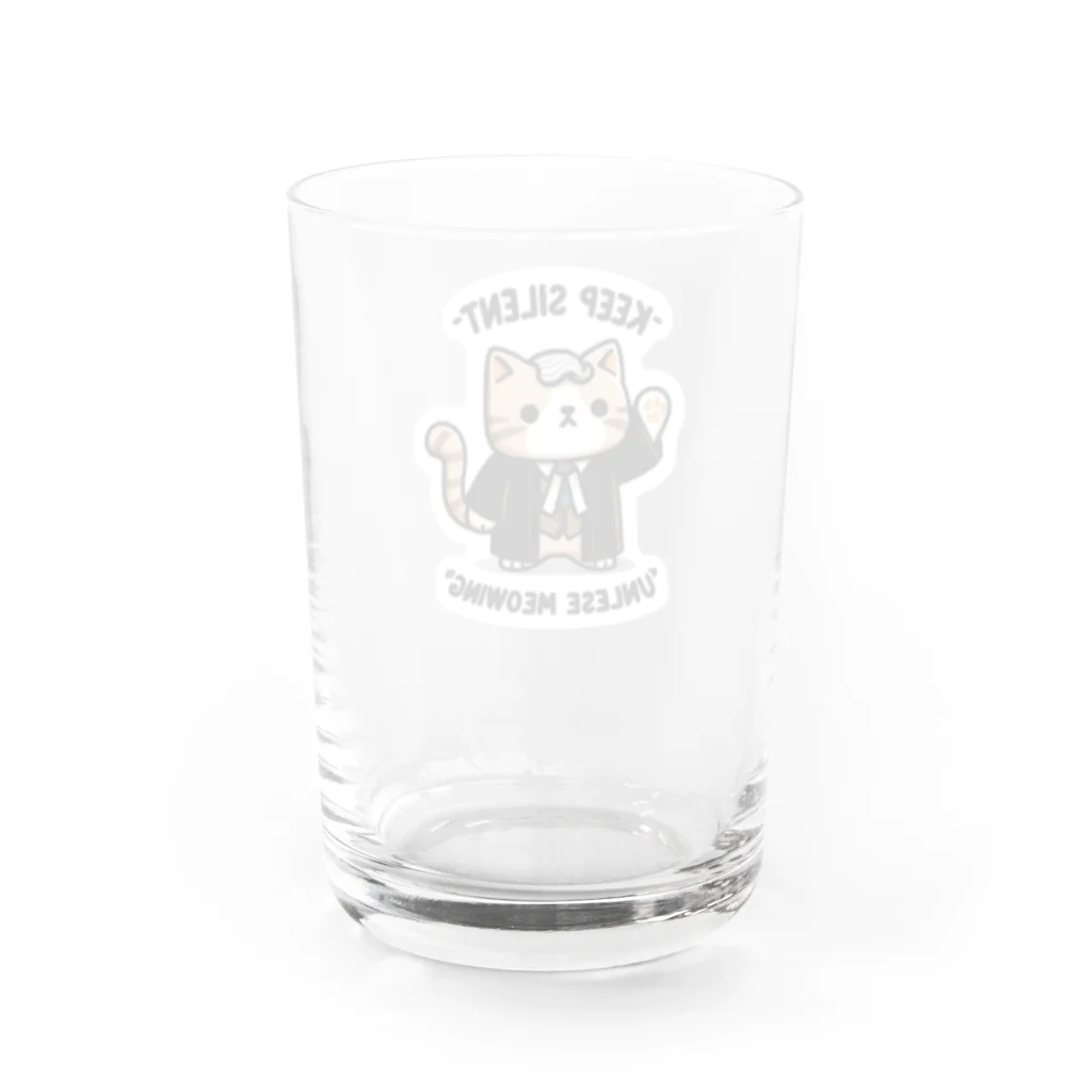 YHR Creator shopの傲慢でかわいい弁護士猫は法廷で検事とよく喧嘩した Water Glass :back