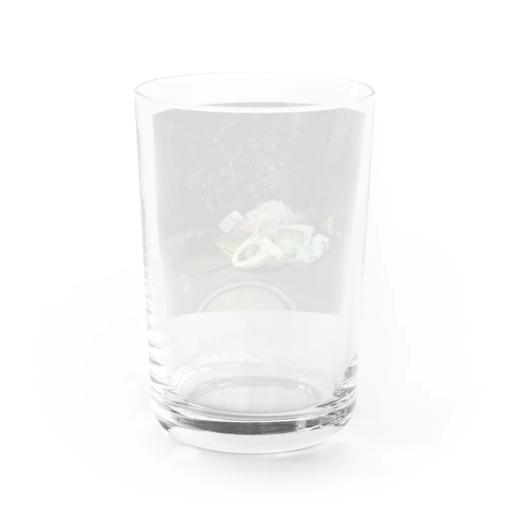 TACOIKAのマルセルデュシャン？ Water Glass :back