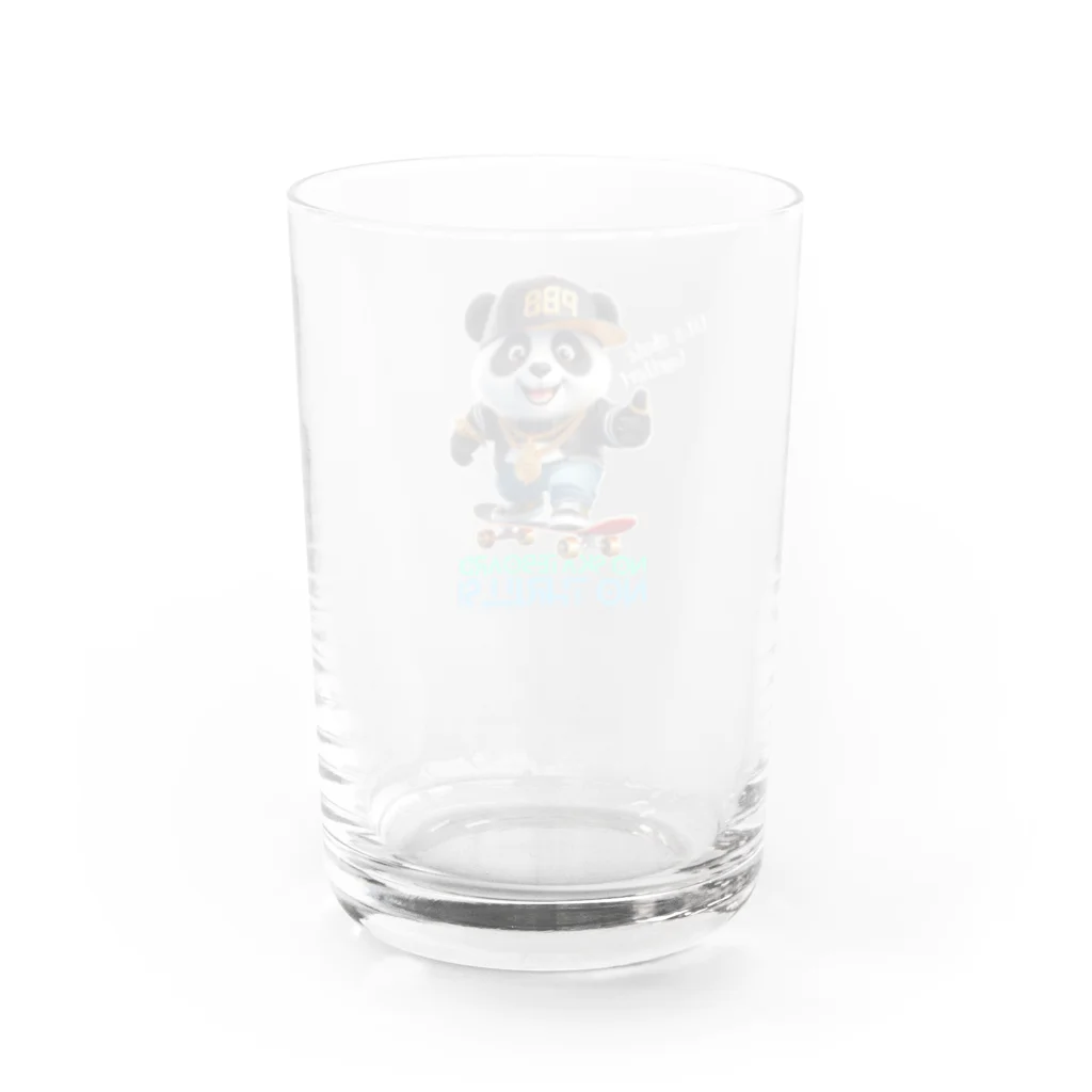 kazu_gのスケボーのない人生なんて!(パンダ)濃色用 Water Glass :back