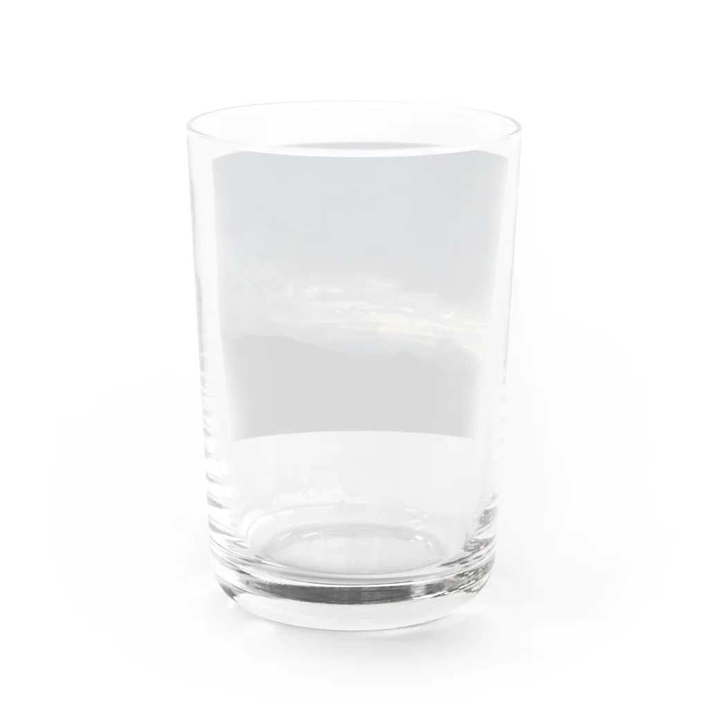 シャホルの曇りのち晴れ Water Glass :back