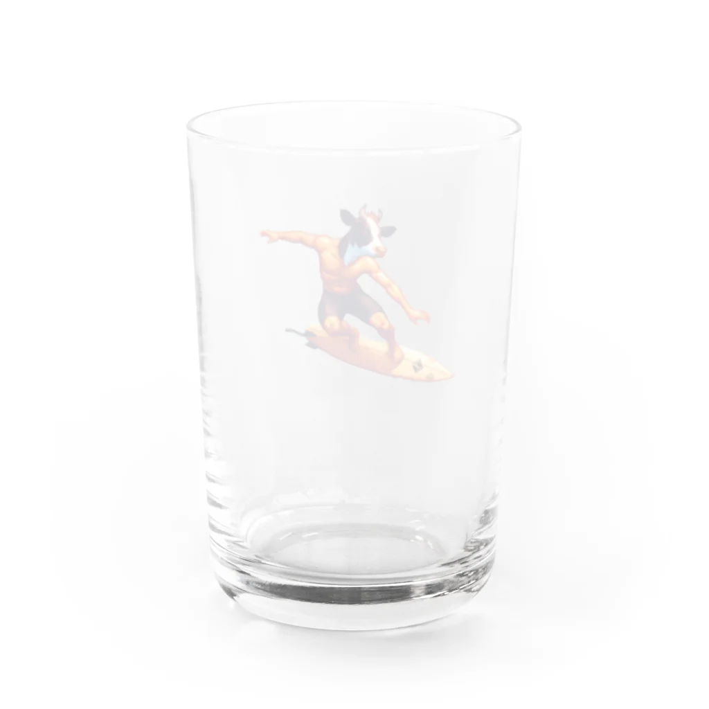 Isekai_animal_manの夏だ！ウシもサーフィン Water Glass :back