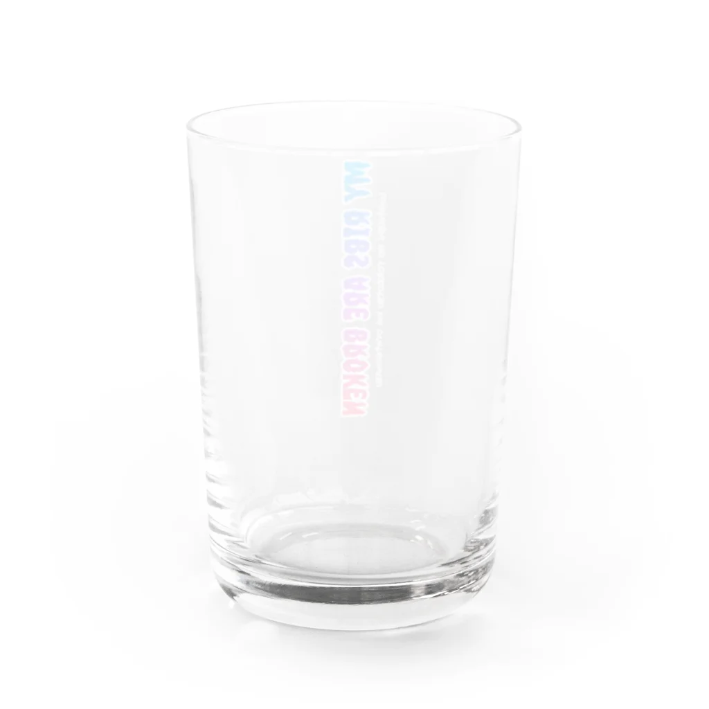 猫ねこネコ堂　SUZURI店の肋骨骨折中2-タテ Water Glass :back