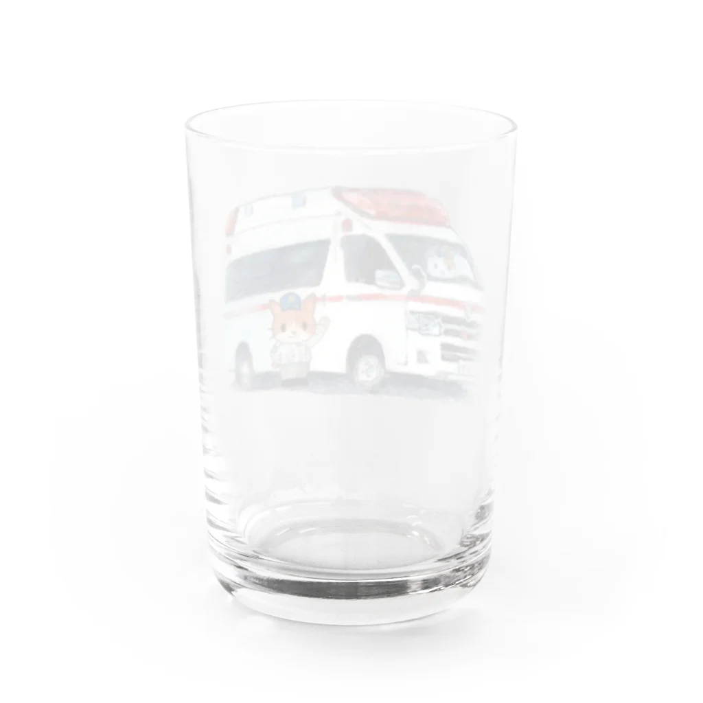 消防 と ねこちゃんの救急車と救急隊のにゃんこ Water Glass :back