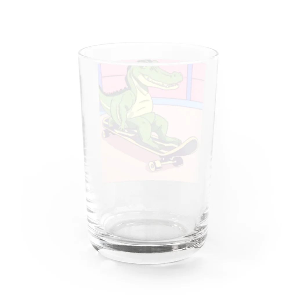 Taka Maker's のスケボーに乗るワニ Water Glass :back