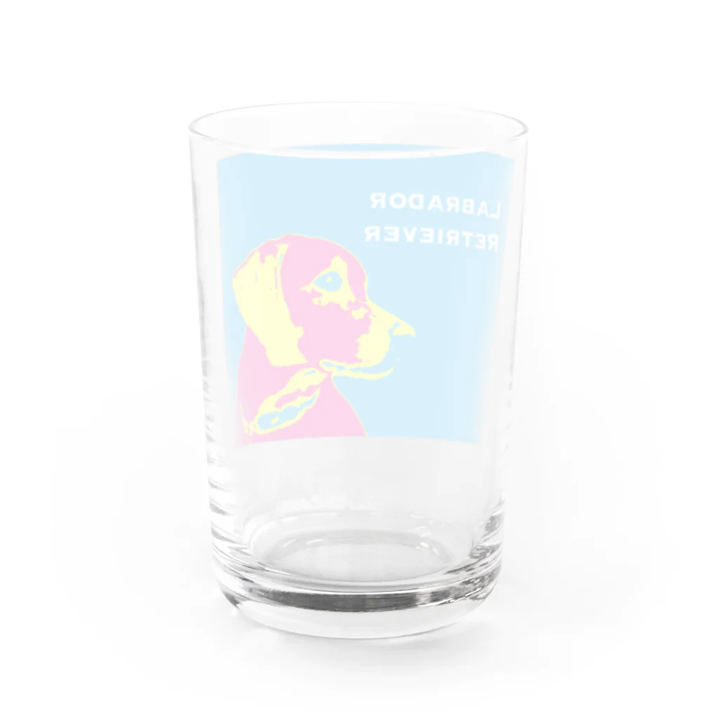 HanaTorantaのラブラドール　抽象化ピンク×ブルー Water Glass :back