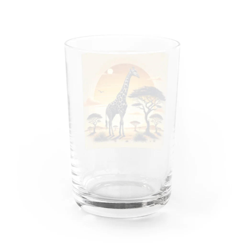 akinyan3128の夕日の中のキリンさん Water Glass :back